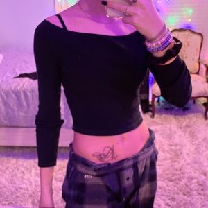 SOLDD!!!! black brandy melville top